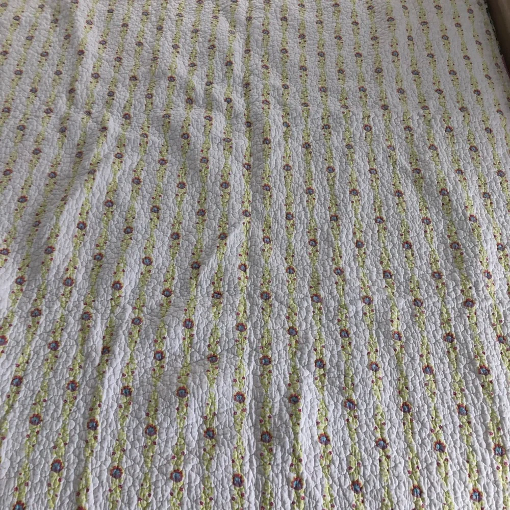 EUC Cotton Reversible Vibrant Paisley & Floral Multicolor Quilt - Picture 9 of 11